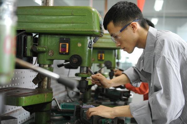 宁波钳工最新招聘信息，技工求职者的福音！