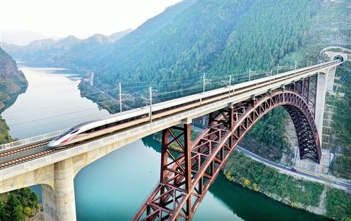 张吉怀高铁最新线路图，串联美好时光的高速列车之路